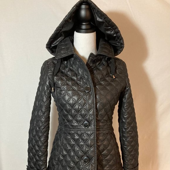 NWOT Kate Spade New York Scallop Quilted Black Puffer Jacket Size XS